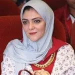 منى رؤوف